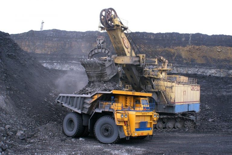 Na jakiej zasadzie działa układ hydrauliczny?